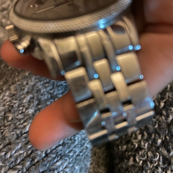 Michael Kors watch - Picture 9 of 11